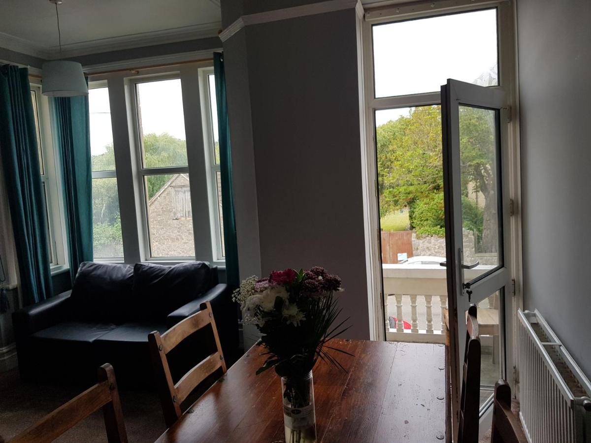 Large First Floor Balcony Flat Next To Beach Apartment Weston-super-Mare Ngoại thất bức ảnh